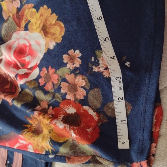 Floral Dress Size Large Great condition - Picture 15 of 16